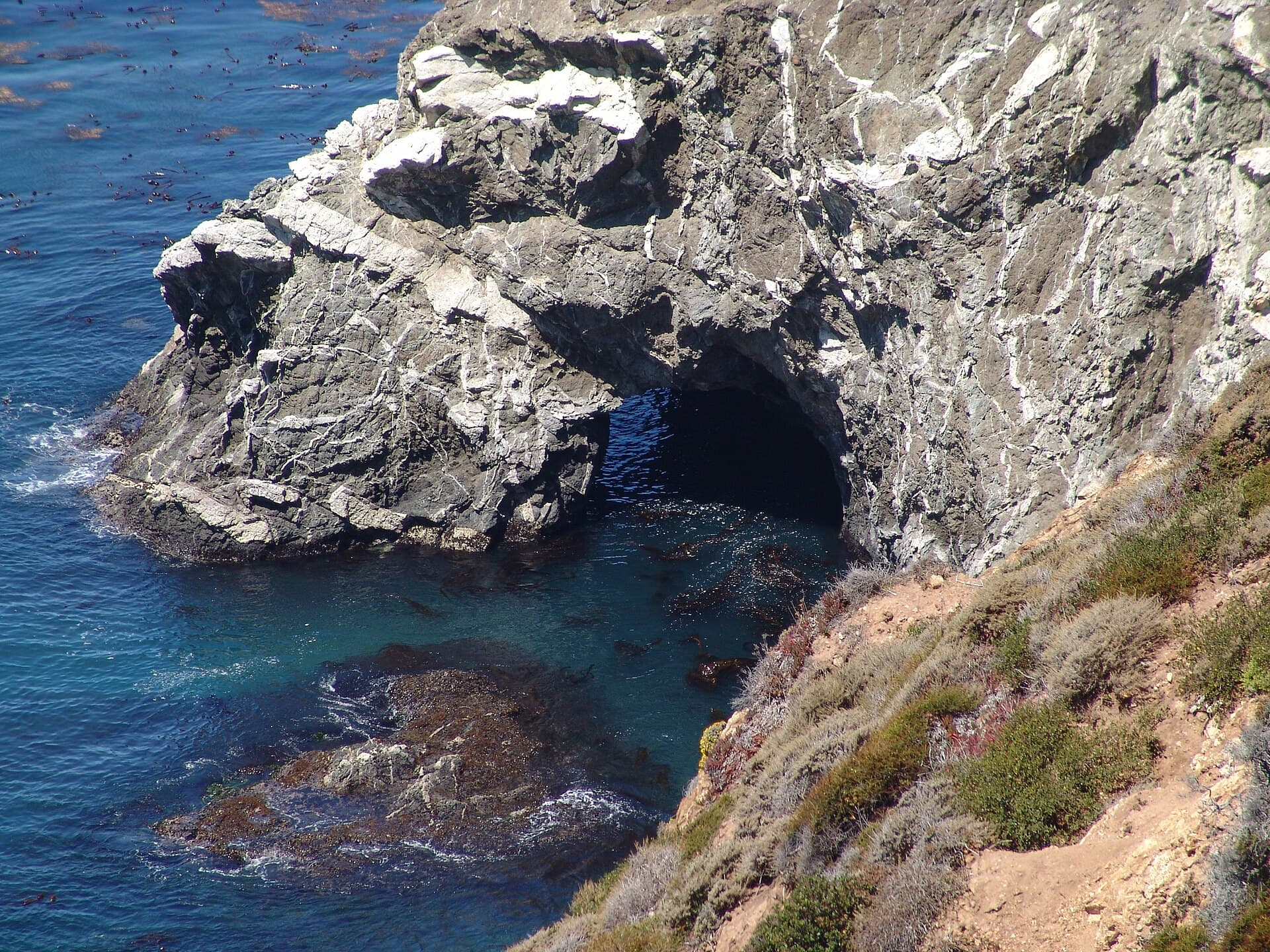 Big Sur cliffs along Highway 1